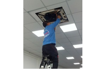 Vệ Sinh Máy Lạnh Âm Trần Tại Dĩ An Bình Dương